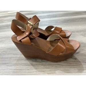 Michael Kors Tan Leather Platform Wedge Sandals Gold Buckle Wood Sole 8.5M